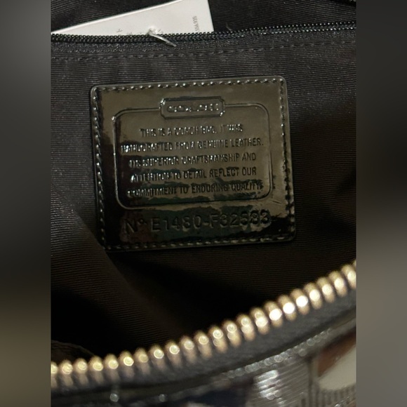 Coach Peyton Link C Embossed Patent Domed Satchel 32583 Black Charm & Key Cover - Picture 12 of 12